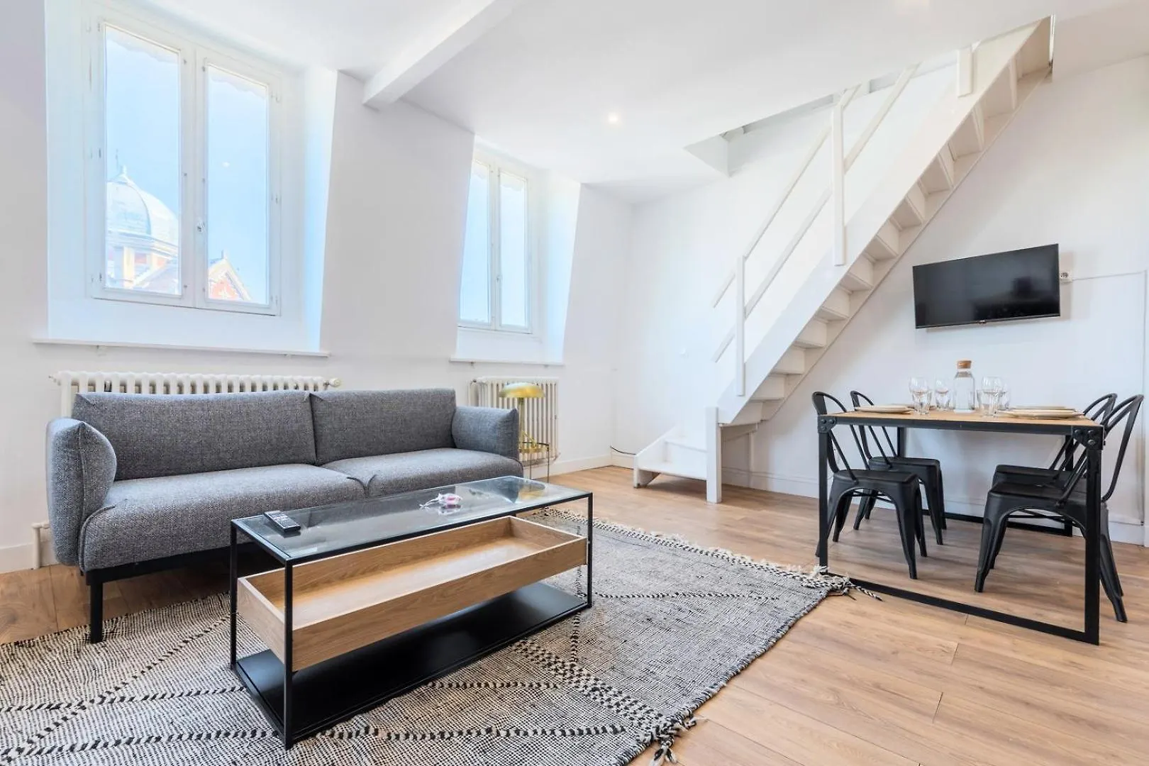 Duplex 2 Bedrooms 2 Bath Lille